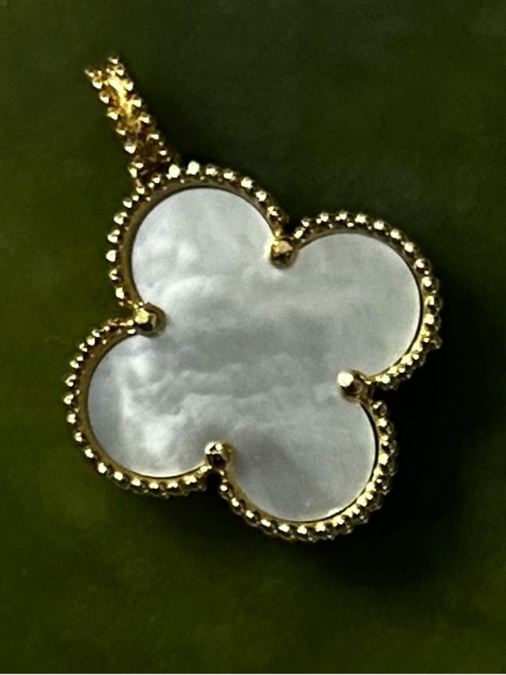 18K Gold and White Clover Pendant Necklace